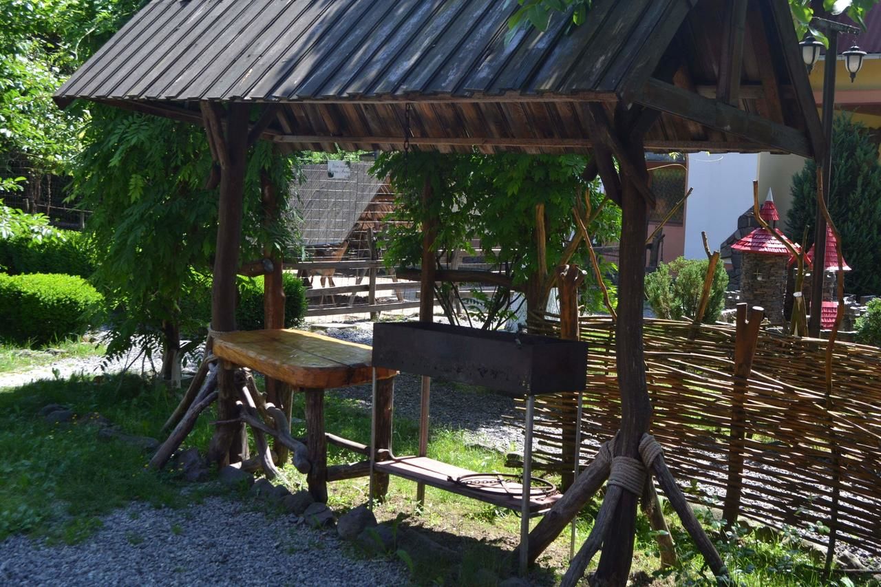 Отель Kolyba Opryshkiv Nizhneye Selishche-28